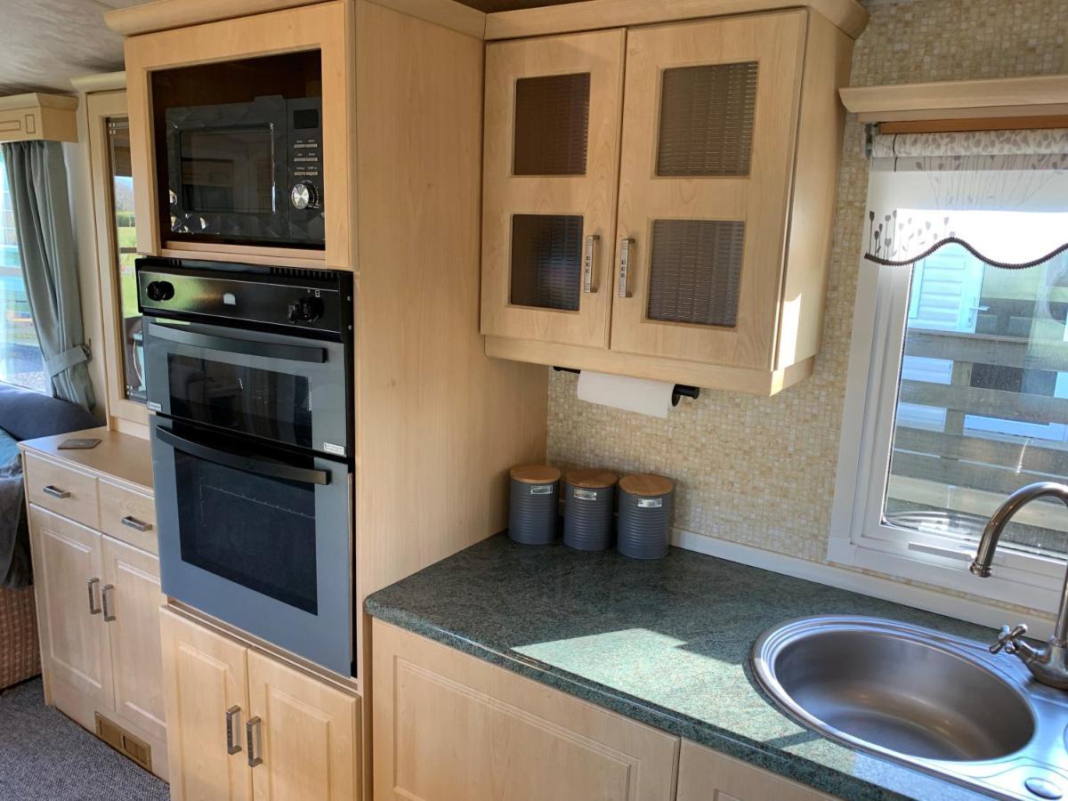 Lovely Static Holiday Caravan Near Whithorn Eksteriør billede